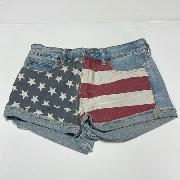 Forever 21 - flag design blue Jean shorts - size 25 - Picture 1 of 3